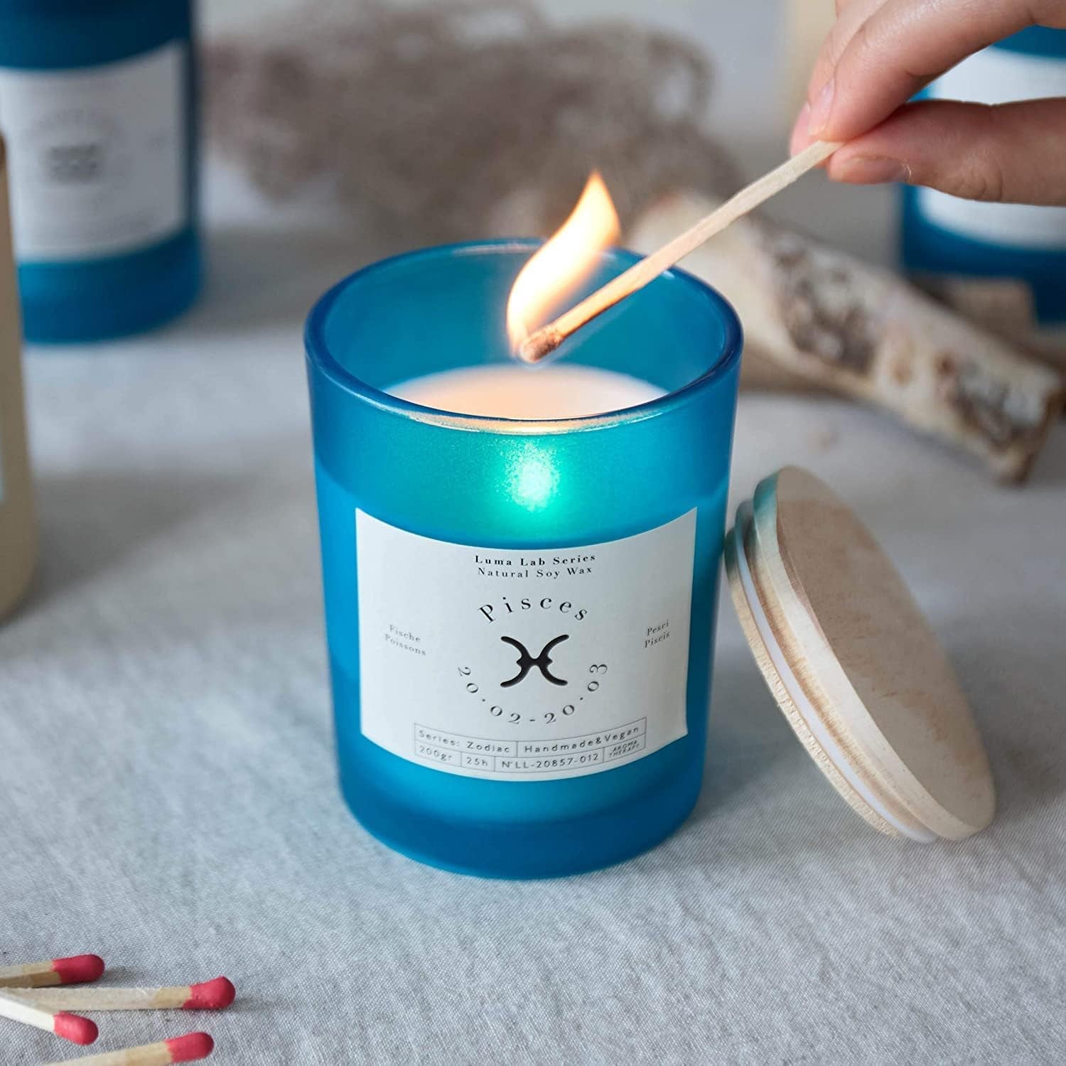Scented Jar Candle - Star Signs - 100% Vegan Soy Wax - Burns 25 Hours - Sustainable, Vegan, Stylish Home Fragrance Zodiac Candle - Gemini - Citrus Fragrance